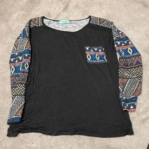 Filly Flair long sleeve tribal shirt. Size L.